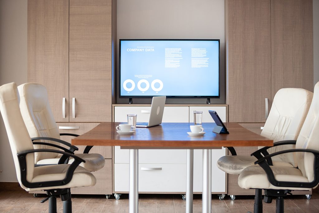 Adecuación de oficinas: espacios funcionales que potencian tu empresa Adecuación de oficinas: espacios funcionales que potencian tu empresa
